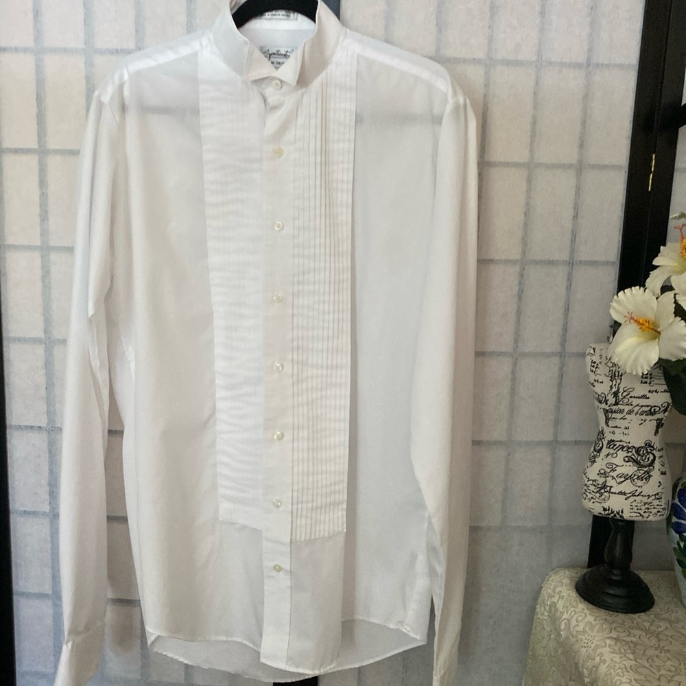 Southeastern Men M Button Pintucked Tuxedo Shirt Convertible for Stud Usage